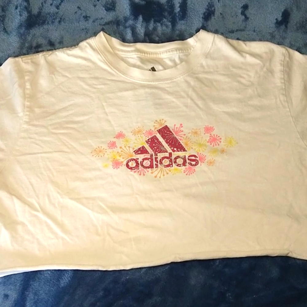 Adidas cropped tee💥